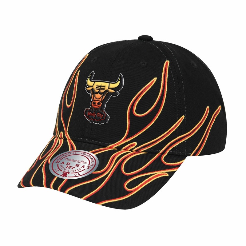 Chicago Bulls Flamez Dad Strapback Cap
