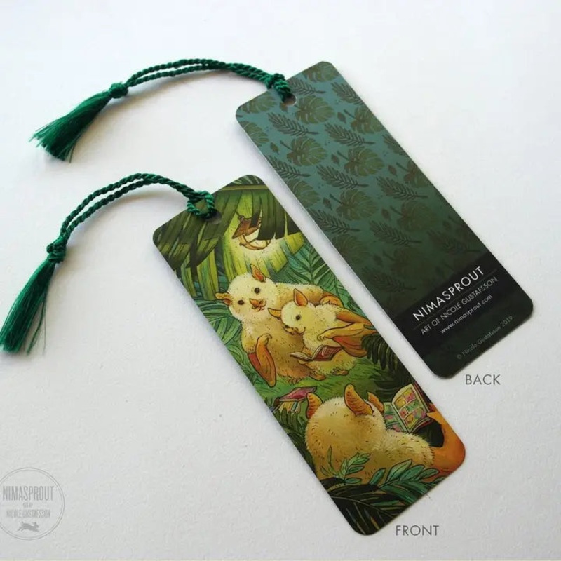 BATS READING COMICS BOOKMARK