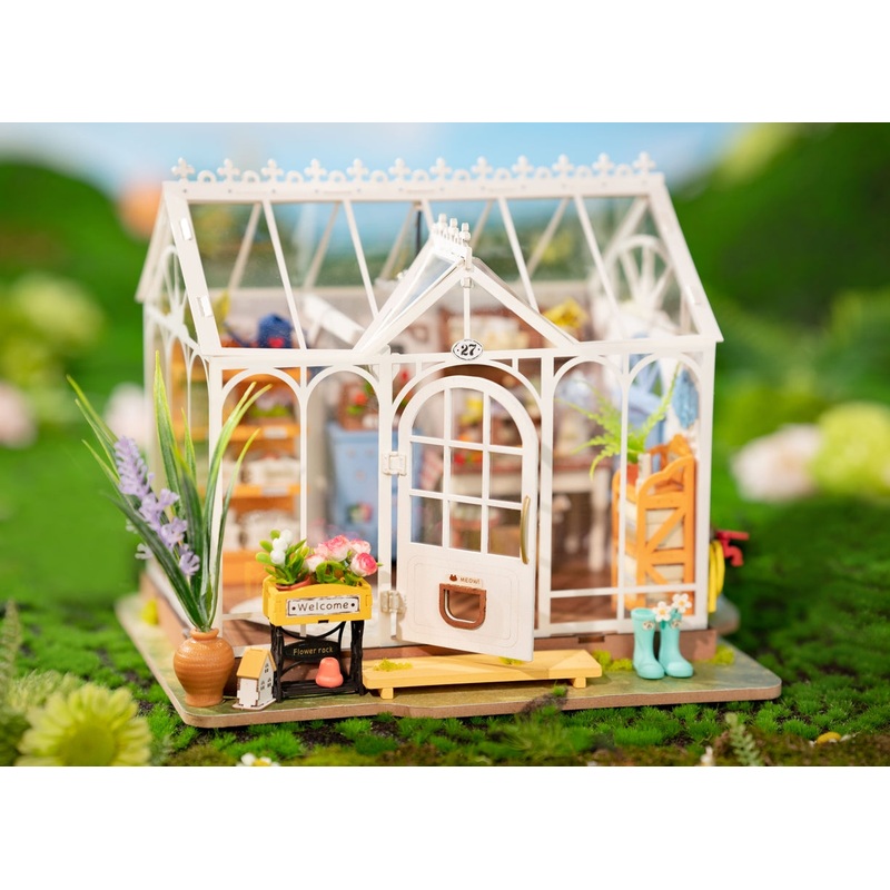 DREAMY GARDEN HOUSE 3-D WOODEN MINIATURE KIT