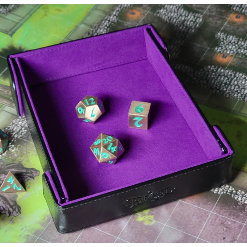 COMPACT MAGNETIC DICE TRAY