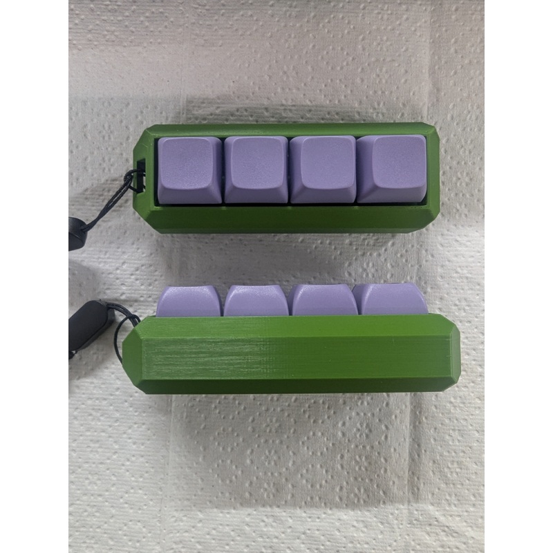 FOUR KEY CLICKER PURPLE & GREEN CLICKY